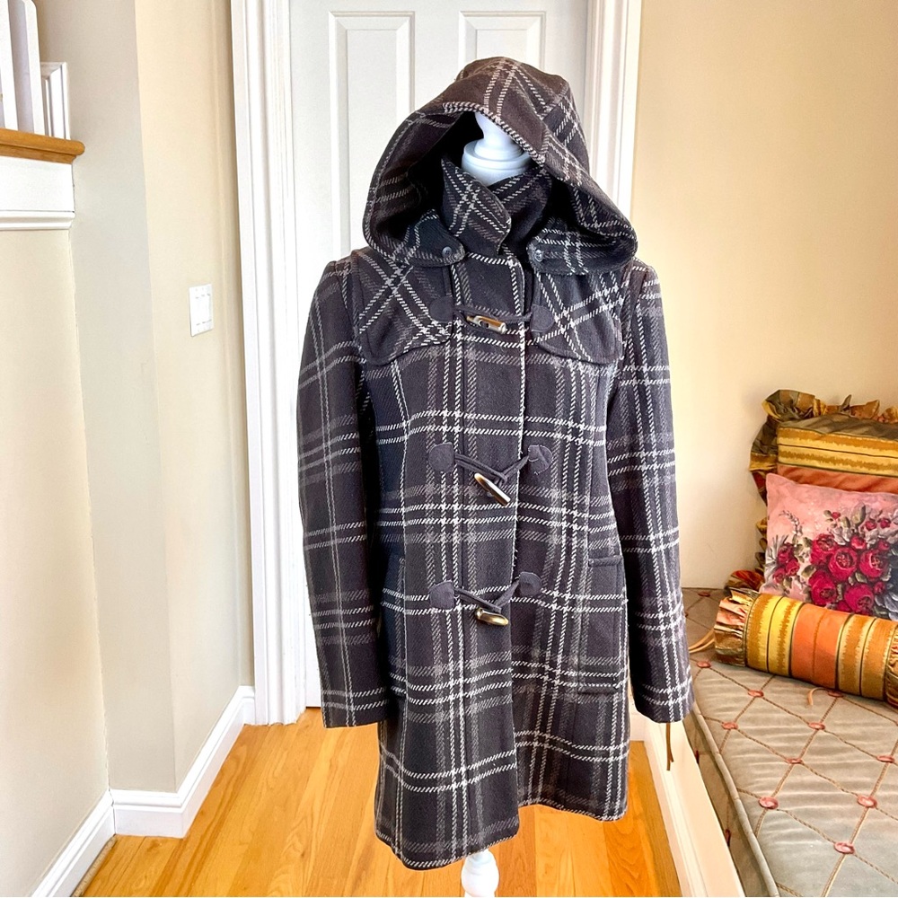 Anne Klein Wool Coat in Brown Plaid with Toggle Closures & Hood Vintage (8)